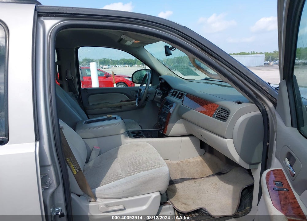 2007 CHEVROLET TAHOE LT VIN: 1GNFC13J37J148828