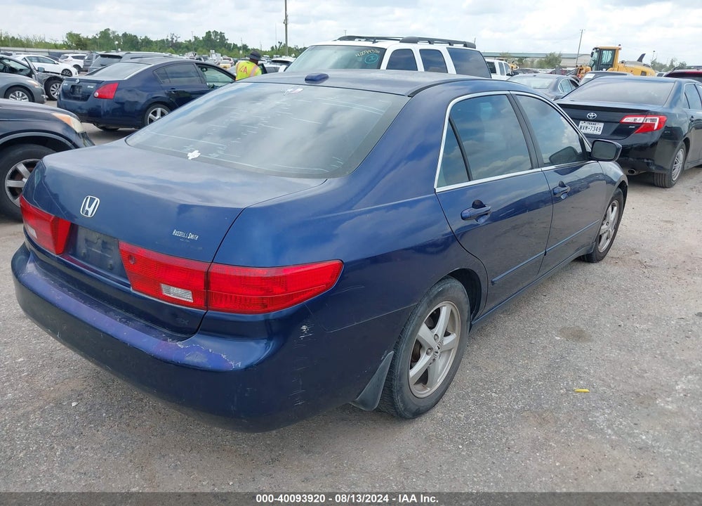 2005 HONDA ACCORD 2.4 EX VIN: 1HGCM56815A110022