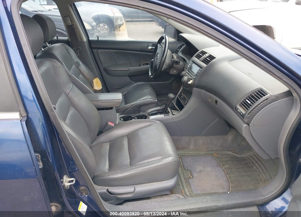 2005 HONDA ACCORD 2.4 EX VIN: 1HGCM56815A110022