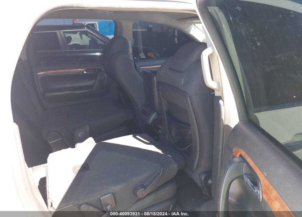 2008 SATURN OUTLOOK XR VIN: 5GZER237X8J180656