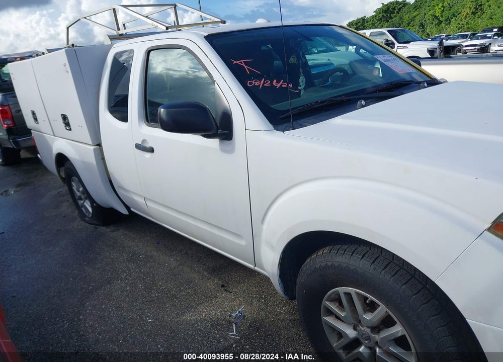 2015 NISSAN FRONTIER DESERT RUNNER/SV VIN: 1N6AD0CU0FN763698