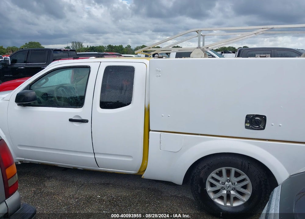 2015 NISSAN FRONTIER DESERT RUNNER/SV VIN: 1N6AD0CU0FN763698