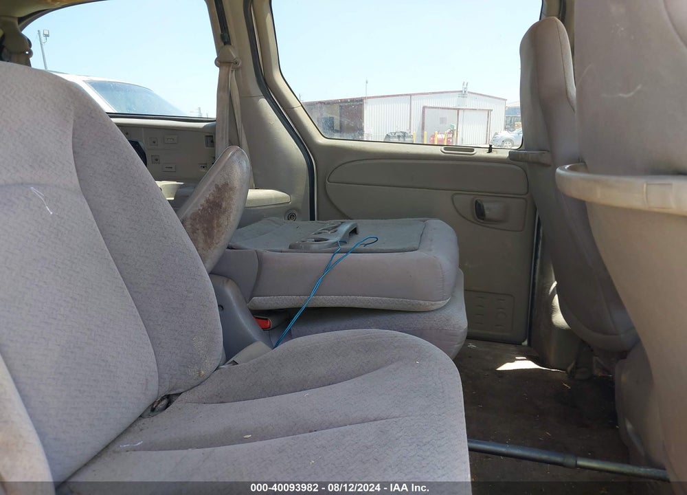 2003 DODGE GRAND CARAVAN SPORT VIN: 2D4GP44303R184164