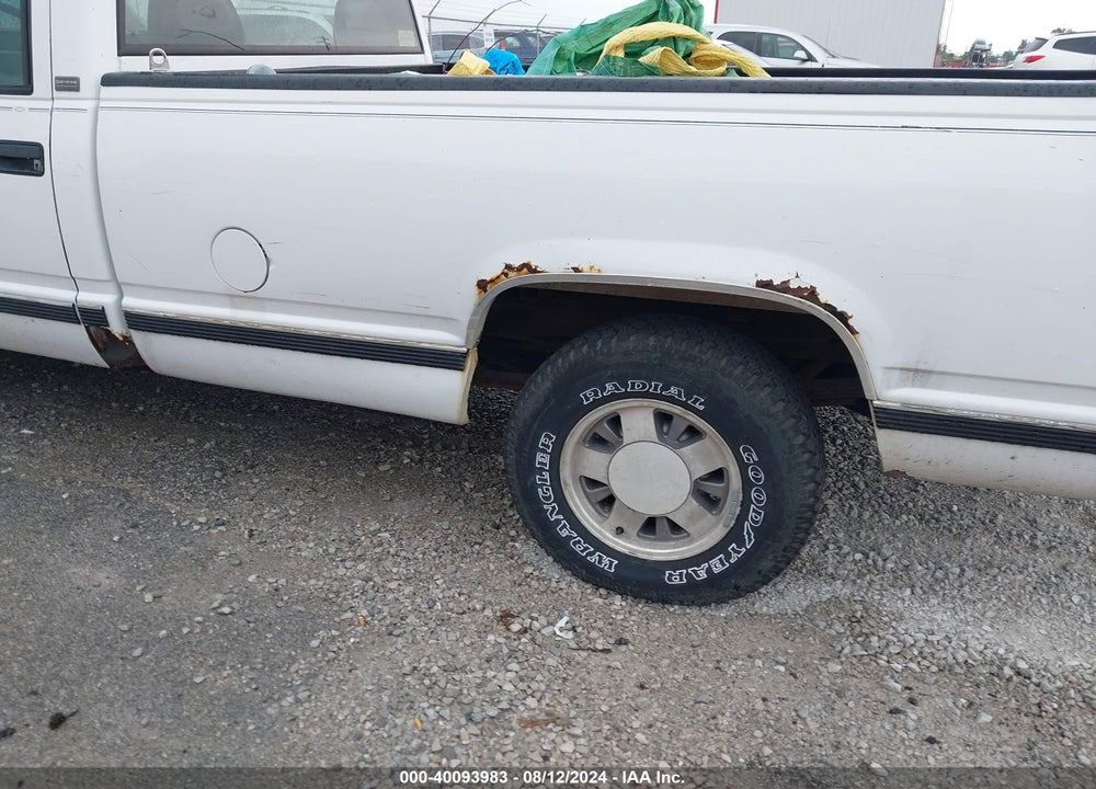 1997 CHEVROLET C1500 FLEETSIDE VIN: 1GCEC14W0VZ165471