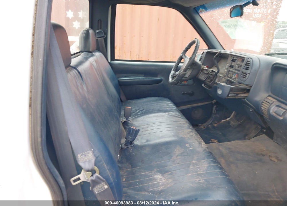 1997 CHEVROLET C1500 FLEETSIDE VIN: 1GCEC14W0VZ165471