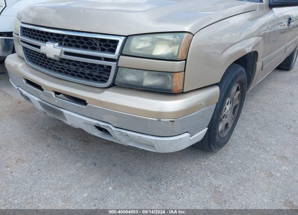 2004 CHEVROLET SILVERADO 1500 LS VIN: 2GCEC13TX41297667
