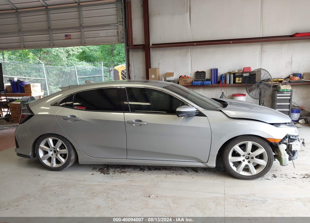 2018 HONDA CIVIC EX VIN: SHHFK7H58JU208786