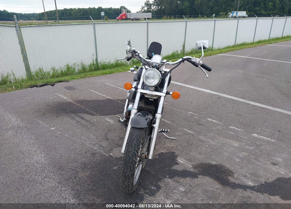 2001 HONDA VT600 CD VIN: JH2PC21381M212995