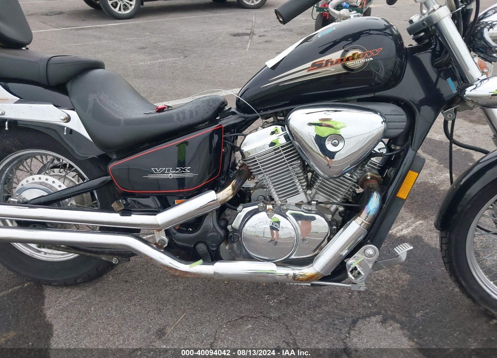 2001 HONDA VT600 CD VIN: JH2PC21381M212995