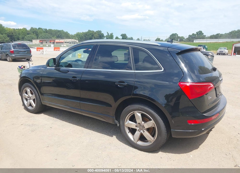 2011 AUDI Q5 2.0T PREMIUM VIN: WA1LFAFP1BA016043
