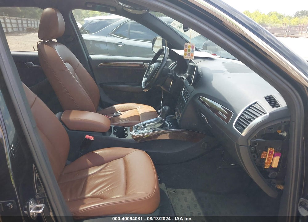 2011 AUDI Q5 2.0T PREMIUM VIN: WA1LFAFP1BA016043