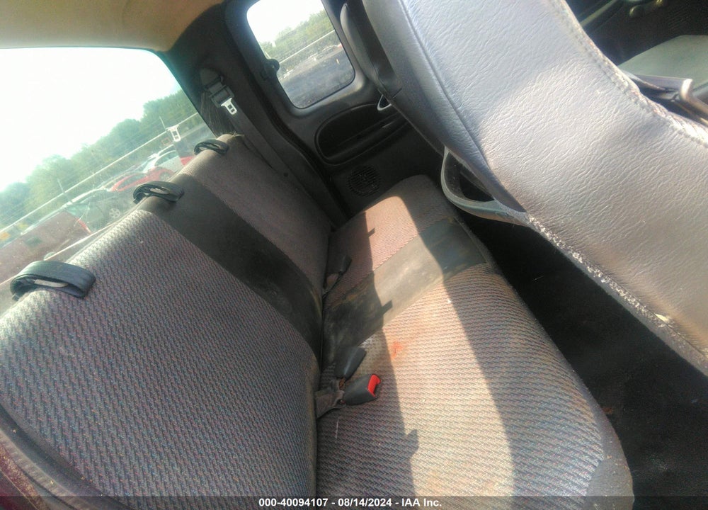 2001 DODGE RAM 1500 ST VIN: 3B7HC13Y61G743079