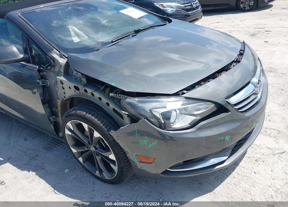 2018 BUICK CASCADA PREMIUM VIN: W04WH3N5XJG016671