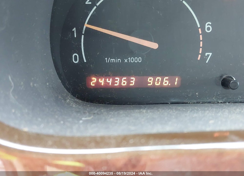 2000 SAAB 9-5 SE V6T VIN: YS3EF58Z7Y3010094