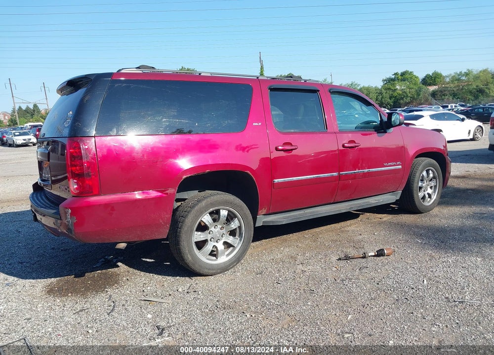 2011 GMC YUKON XL 1500 SLT VIN: 1GKS2KE32BR214850