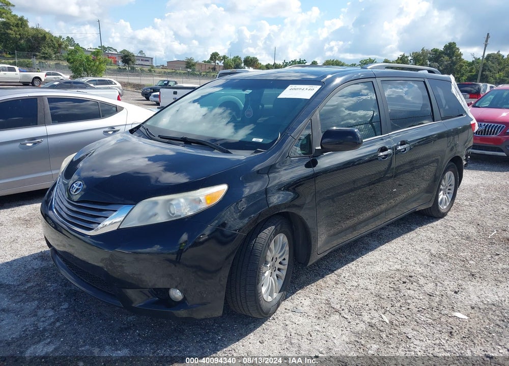 2017 TOYOTA SIENNA VIN: 5TDYZ3DC4HS807211