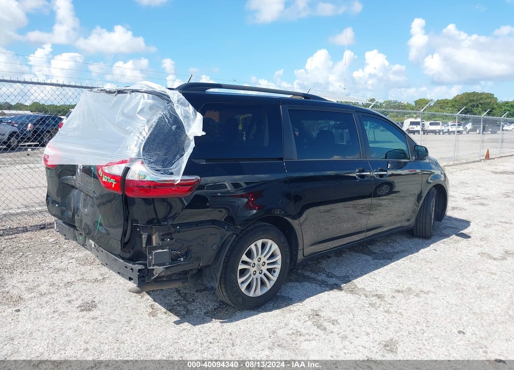 2017 TOYOTA SIENNA VIN: 5TDYZ3DC4HS807211
