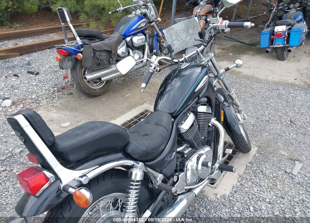 2001 SUZUKI VS800 GLP VIN: JS1VS52A812102083