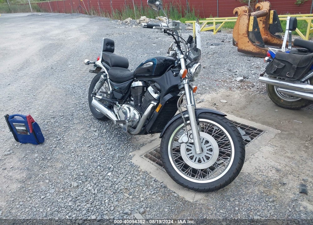 2001 SUZUKI VS800 GLP VIN: JS1VS52A812102083
