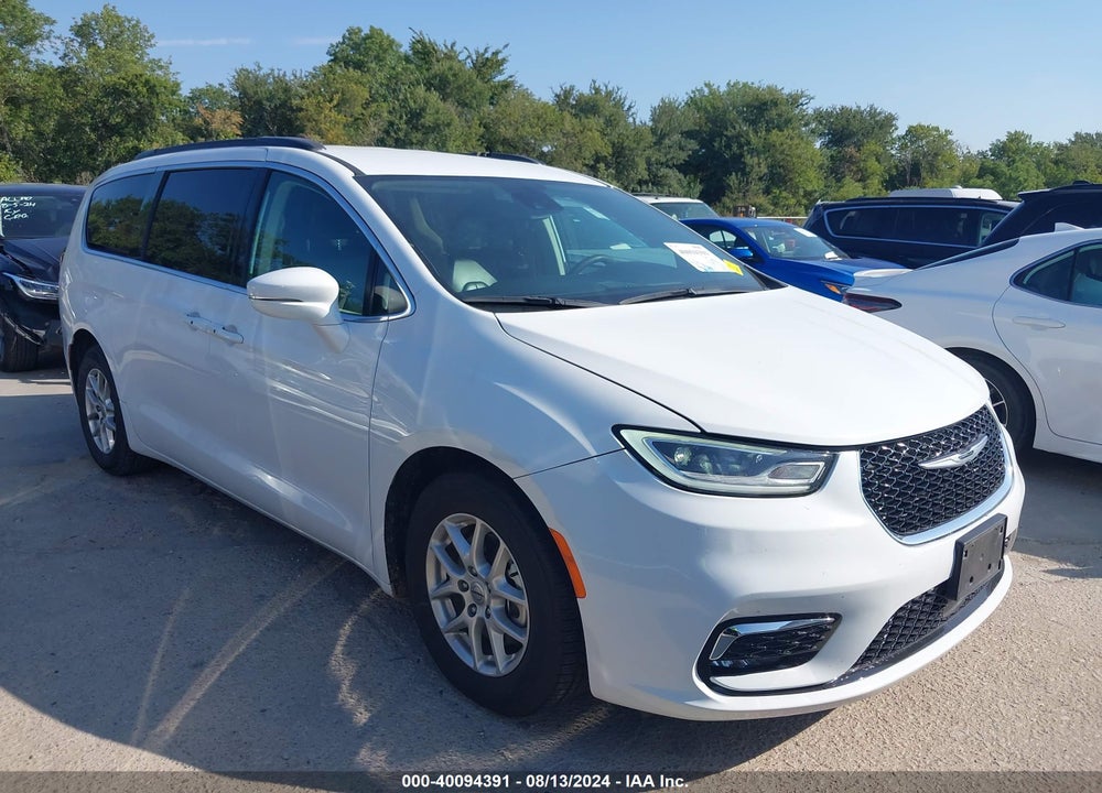 2022 CHRYSLER PACIFICA TOURING L VIN: 2C4RC1BG8NR128000