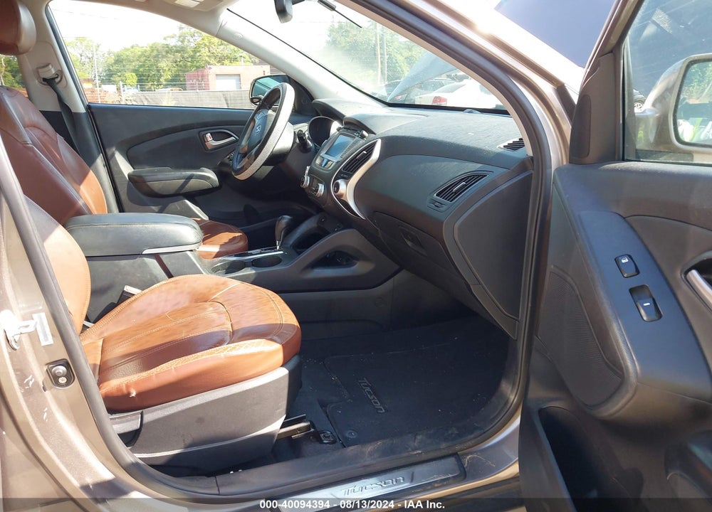 2013 HYUNDAI TUCSON LIMITED VIN: KM8JU3AC7DU598679