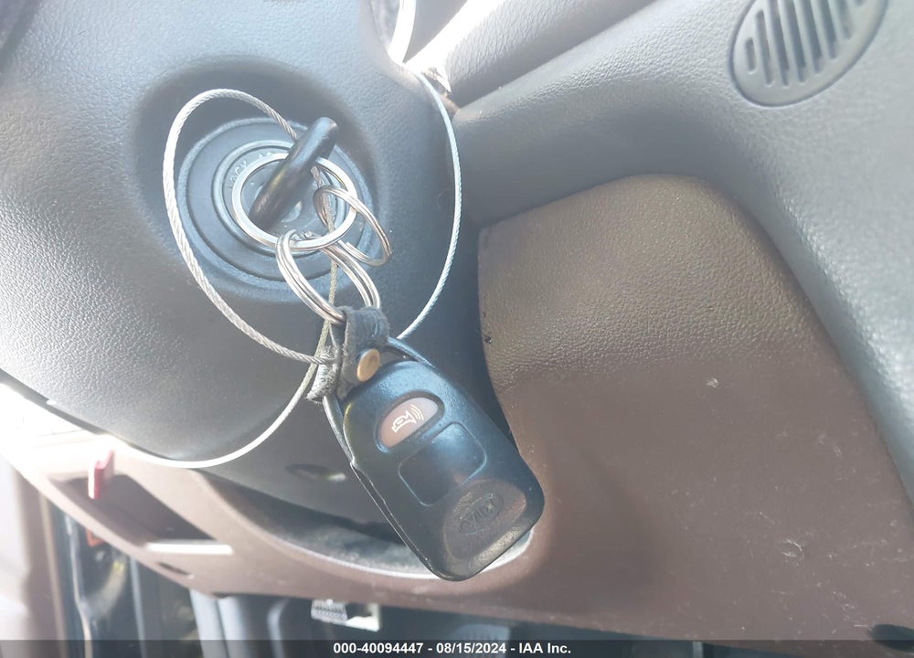 2011 KIA FORTE EX VIN: KNAFU4A23B5353213
