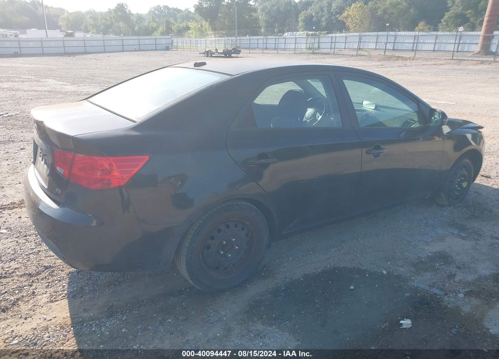 2011 KIA FORTE EX VIN: KNAFU4A23B5353213