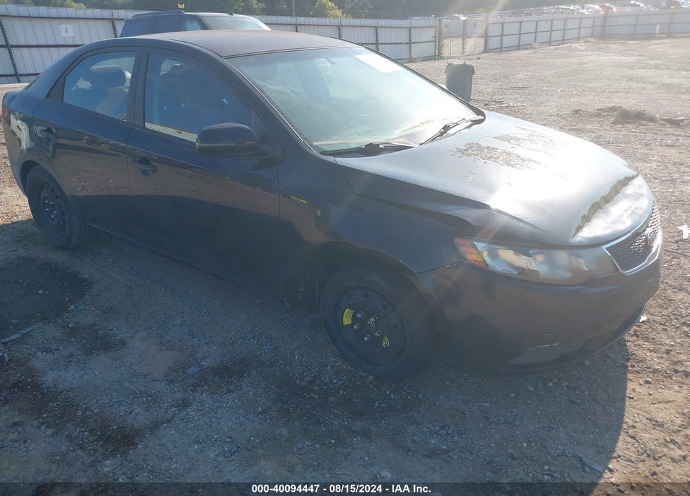 2011 KIA FORTE EX VIN: KNAFU4A23B5353213
