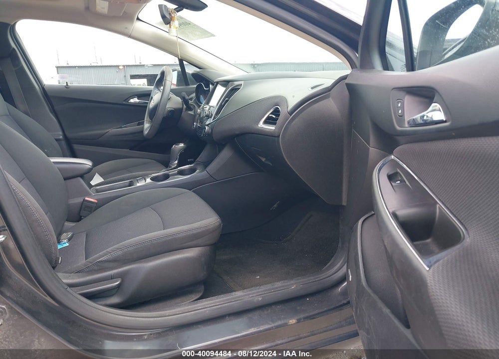 2017 CHEVROLET CRUZE LT AUTO VIN: 1G1BE5SM0H7112980