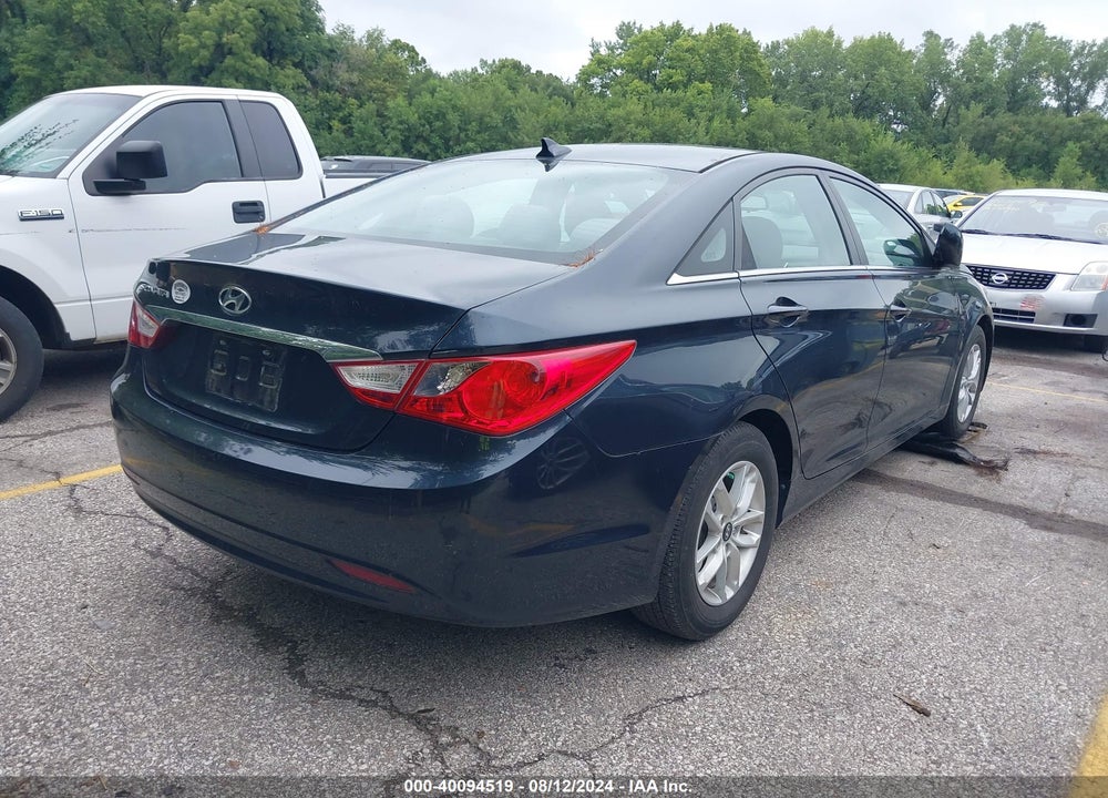 2013 HYUNDAI SONATA GLS VIN: 5NPEB4AC8DH758922