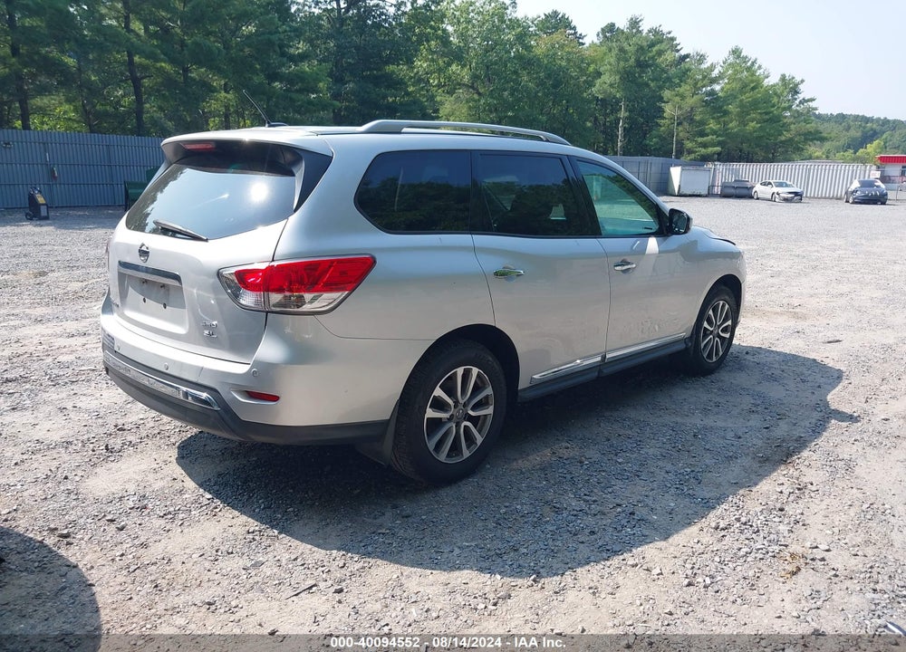 2014 NISSAN PATHFINDER SL VIN: 5N1AR2MM0EC611831