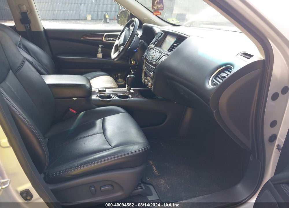 2014 NISSAN PATHFINDER SL VIN: 5N1AR2MM0EC611831