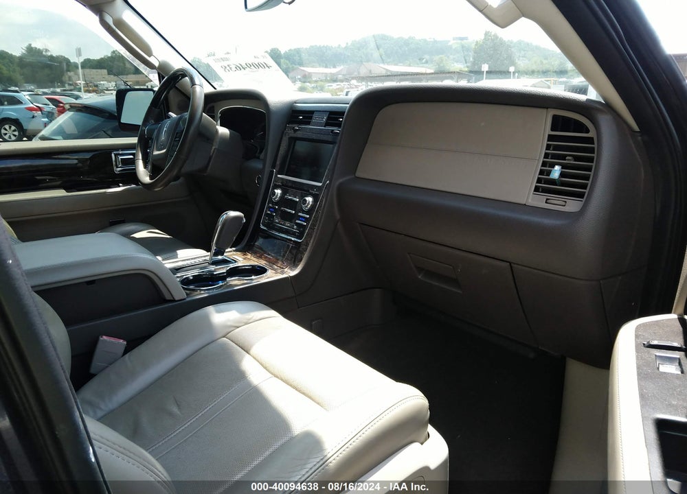 2015 LINCOLN NAVIGATOR VIN: 5LMJJ2JT1FEJ10114