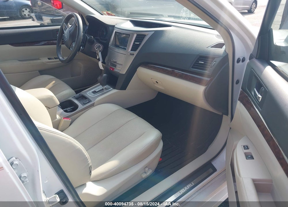 2014 SUBARU LEGACY 2.5I LIMITED VIN: 4S3BMCK66E3029170