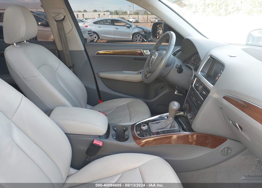 2010 AUDI Q5 3.2 PREMIUM VIN: WA1LKAFP4AA043831