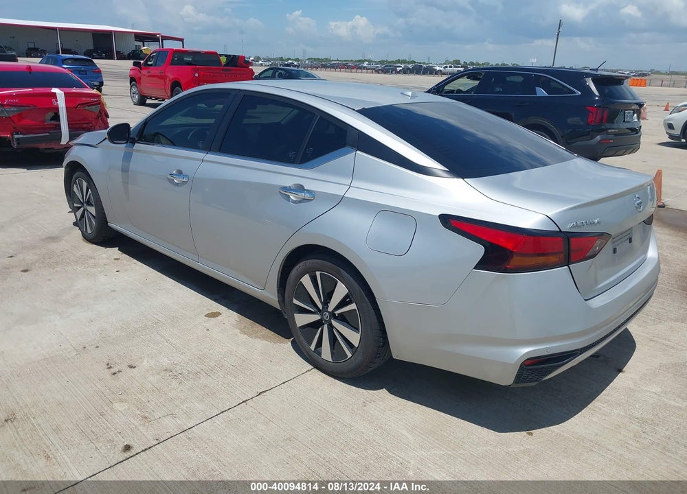 2022 NISSAN ALTIMA SV FWD VIN: 1N4BL4DV3NN394252