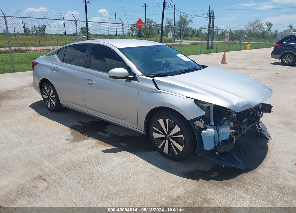 2022 NISSAN ALTIMA SV FWD VIN: 1N4BL4DV3NN394252