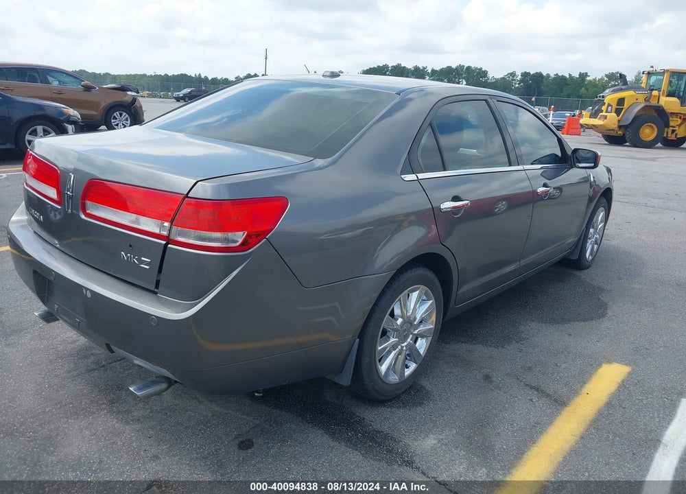 2010 LINCOLN MKZ VIN: 3LNHL2GC3AR654820
