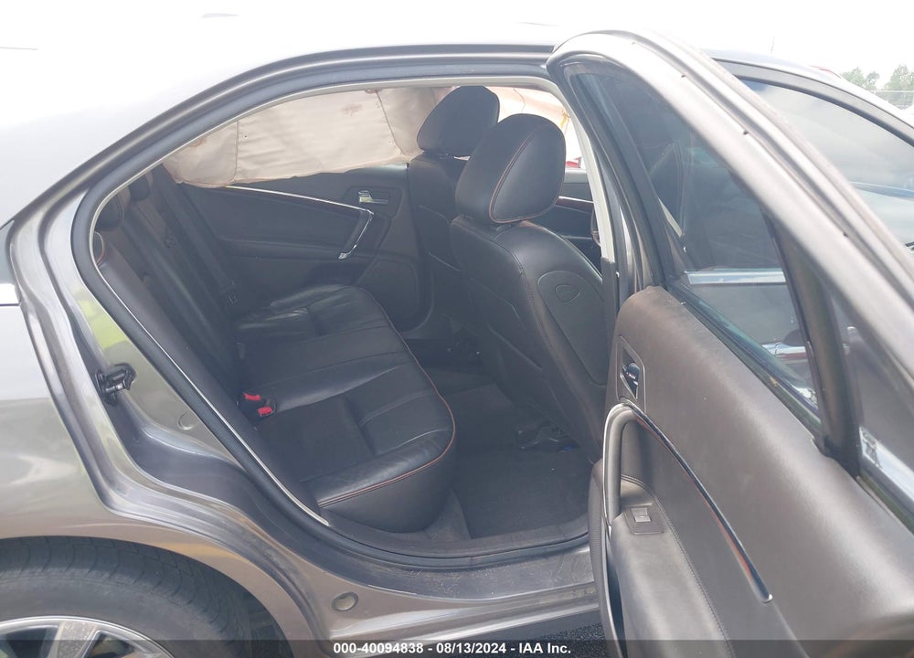 2010 LINCOLN MKZ VIN: 3LNHL2GC3AR654820