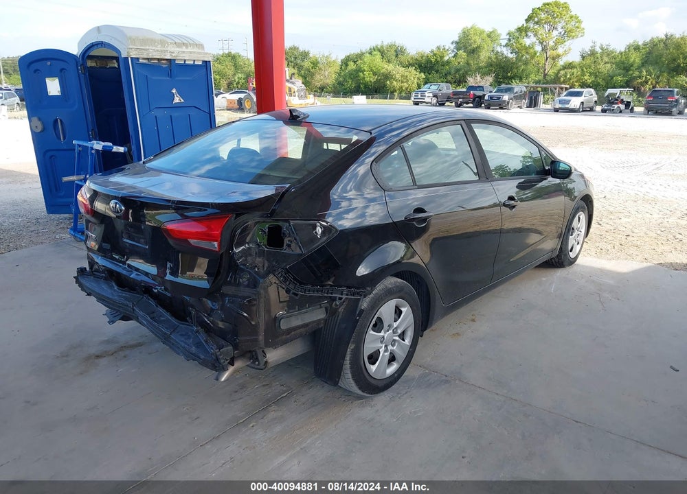 2017 KIA FORTE VIN: 3KPFK4A75HE138076