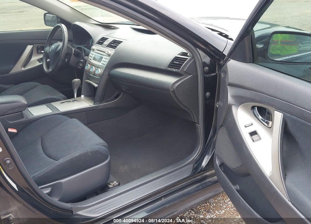 2009 TOYOTA CAMRY SE VIN: 4T1BE46K89U912158