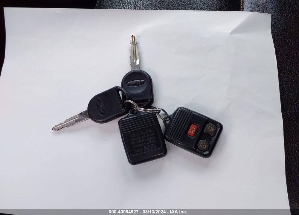 2007 FORD FREESTYLE LIMITED VIN: 1FMDK06177GA11148