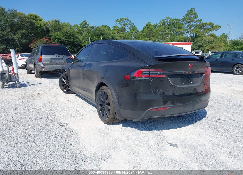 2018 TESLA MODEL X 100D/75D/P100D VIN: 5YJXCAE29JF100400