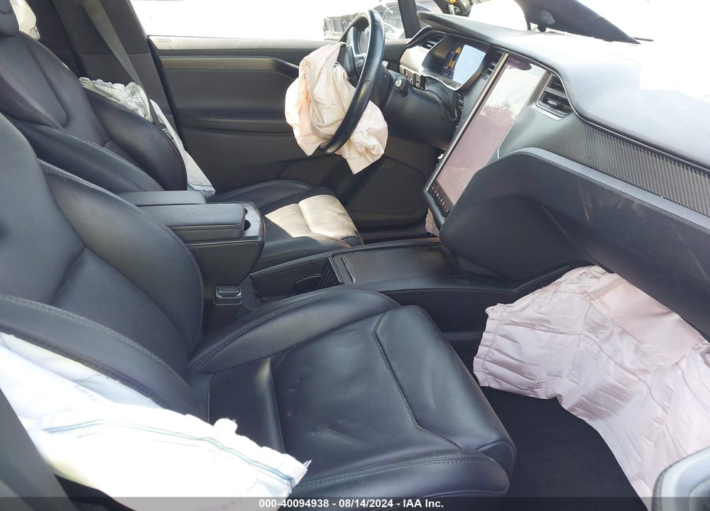 2018 TESLA MODEL X 100D/75D/P100D VIN: 5YJXCAE29JF100400