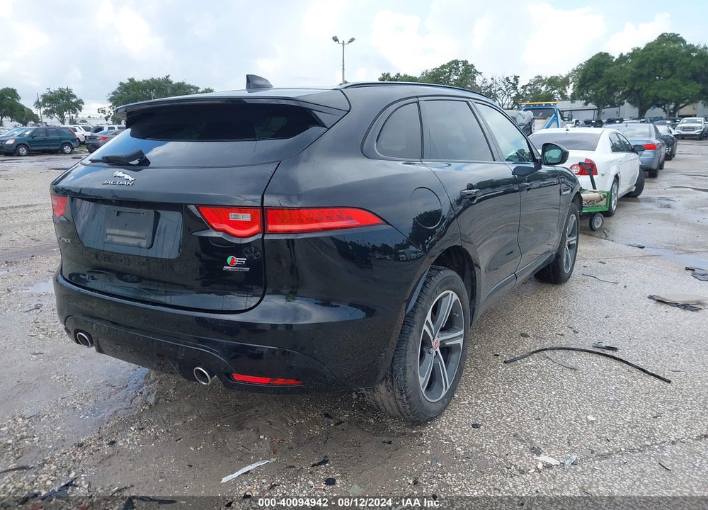 2018 JAGUAR F-PACE S VIN: SADCM2FV0JA256445