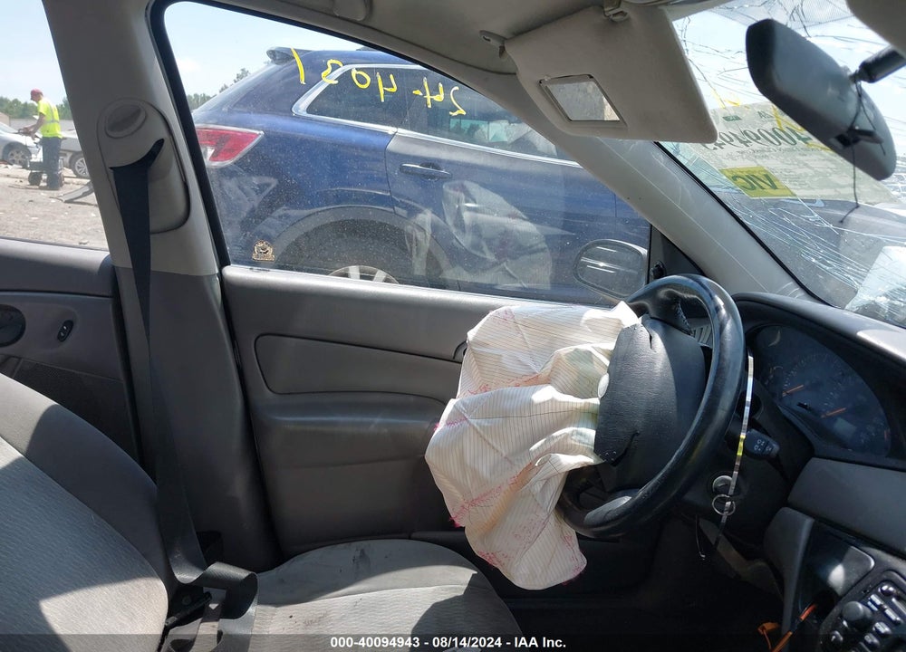 2001 FORD FOCUS SE VIN: 1FAFP34351W335867