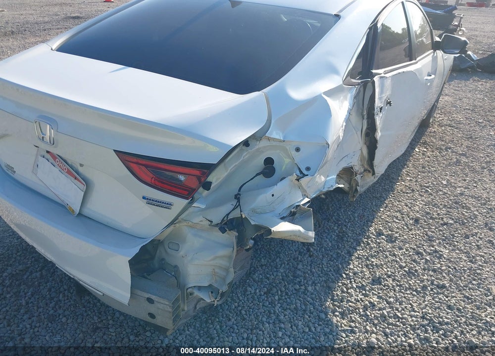 2020 HONDA INSIGHT TOURING VIN: 19XZE4F97LE004340