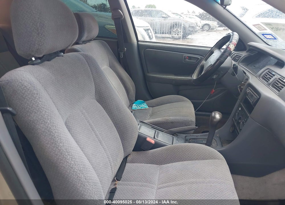 2000 TOYOTA CAMRY CE/LE/XLE VIN: JT2BG22K0Y0523361
