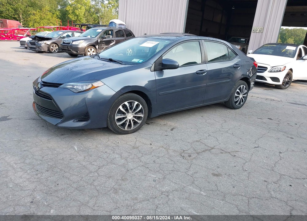 2017 TOYOTA COROLLA LE VIN: 2T1BURHE6HC834857