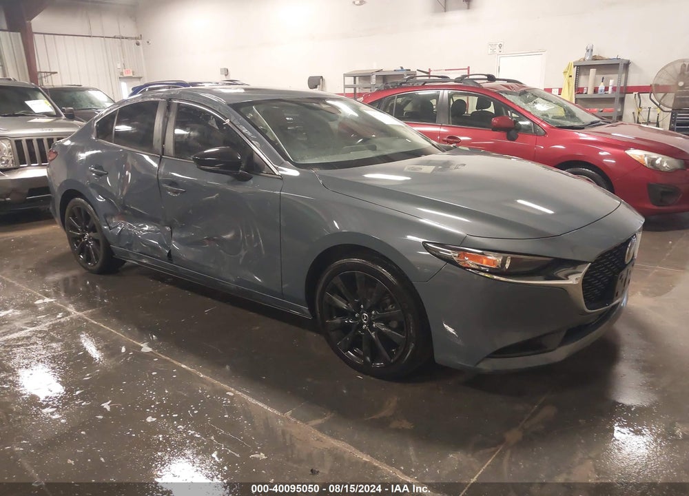 2022 MAZDA 3 CARBON EDITION VIN: JM1BPACL0N1505926